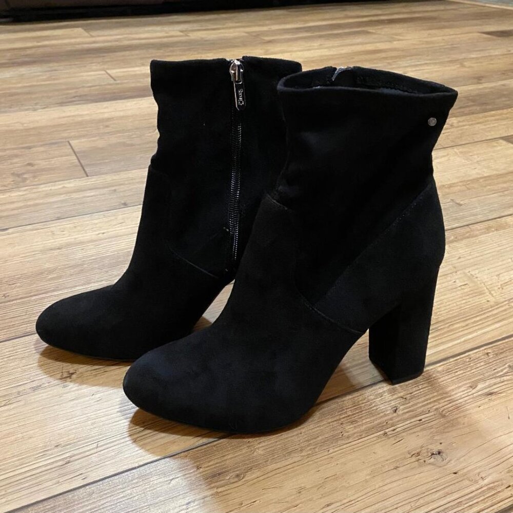Circus By Sam Edelman Carinda Block Heel Bootie Black Faux Suede Zip Up Sz 9.5M